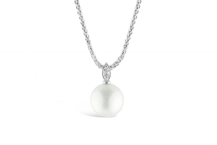 18kt White Gold South Sea Pearl & Diamond Pendant